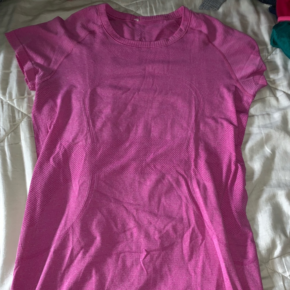 pink lululemon workout shirt